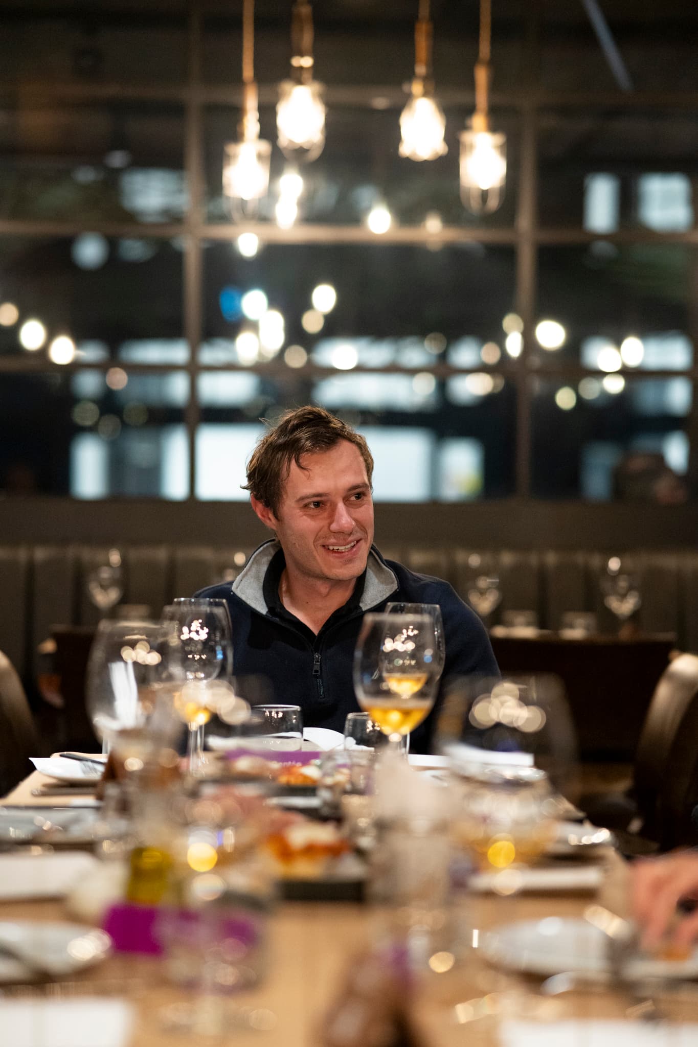 Luca Cepollina em um jantar da Santée