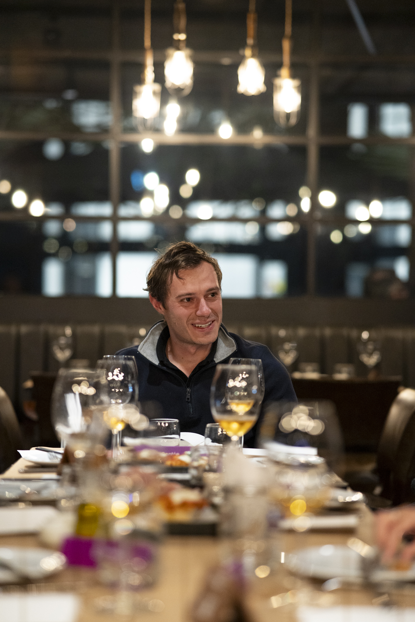 Luca Cepollina em um jantar da Santée